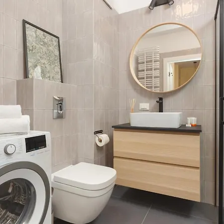 Studio Port Praski By Renters