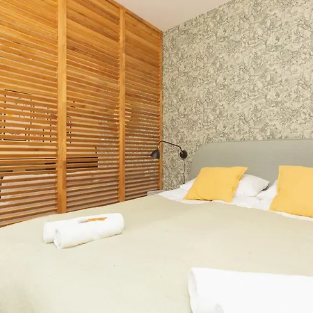 Studio Port Praski By Renters 바르샤바